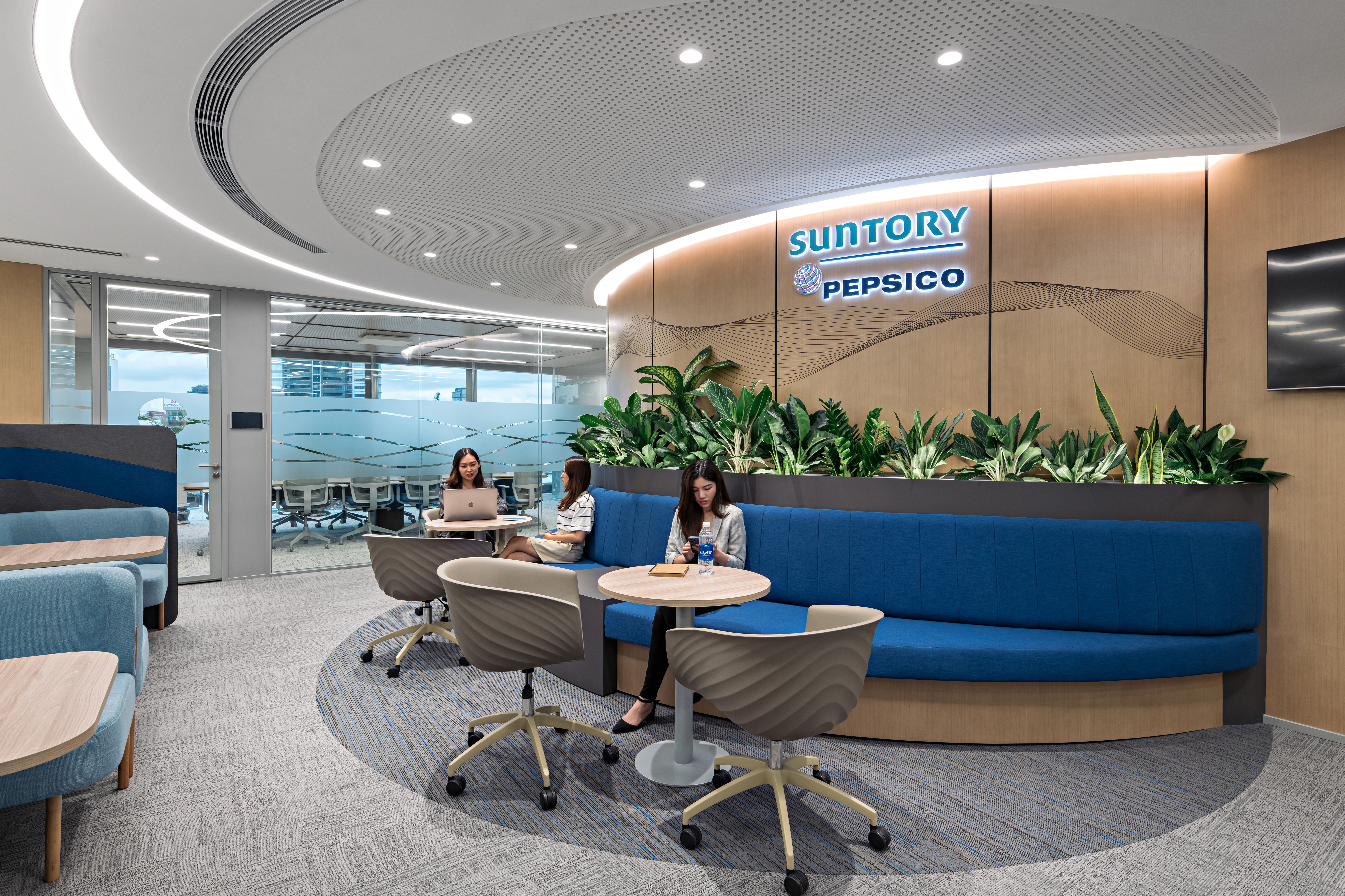 SUNTORY PEPSICO VIỆT NAM ĐẠT 2 GIẢI THƯỞNG VỀ THIẾT KẾ VĂN PHÒNG VÀ THIẾT KẾ NỘI THẤT
